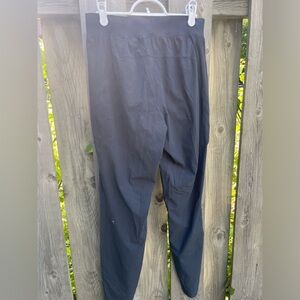 Lulu pants size s